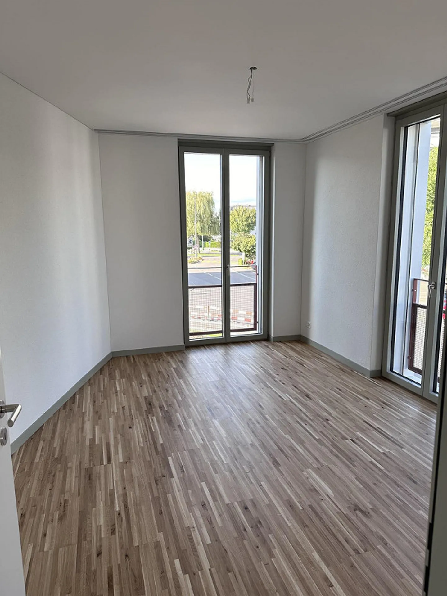 Moderne 3.5-Zimmer-Wohnung in Dübendorf - Foto 5 von 9