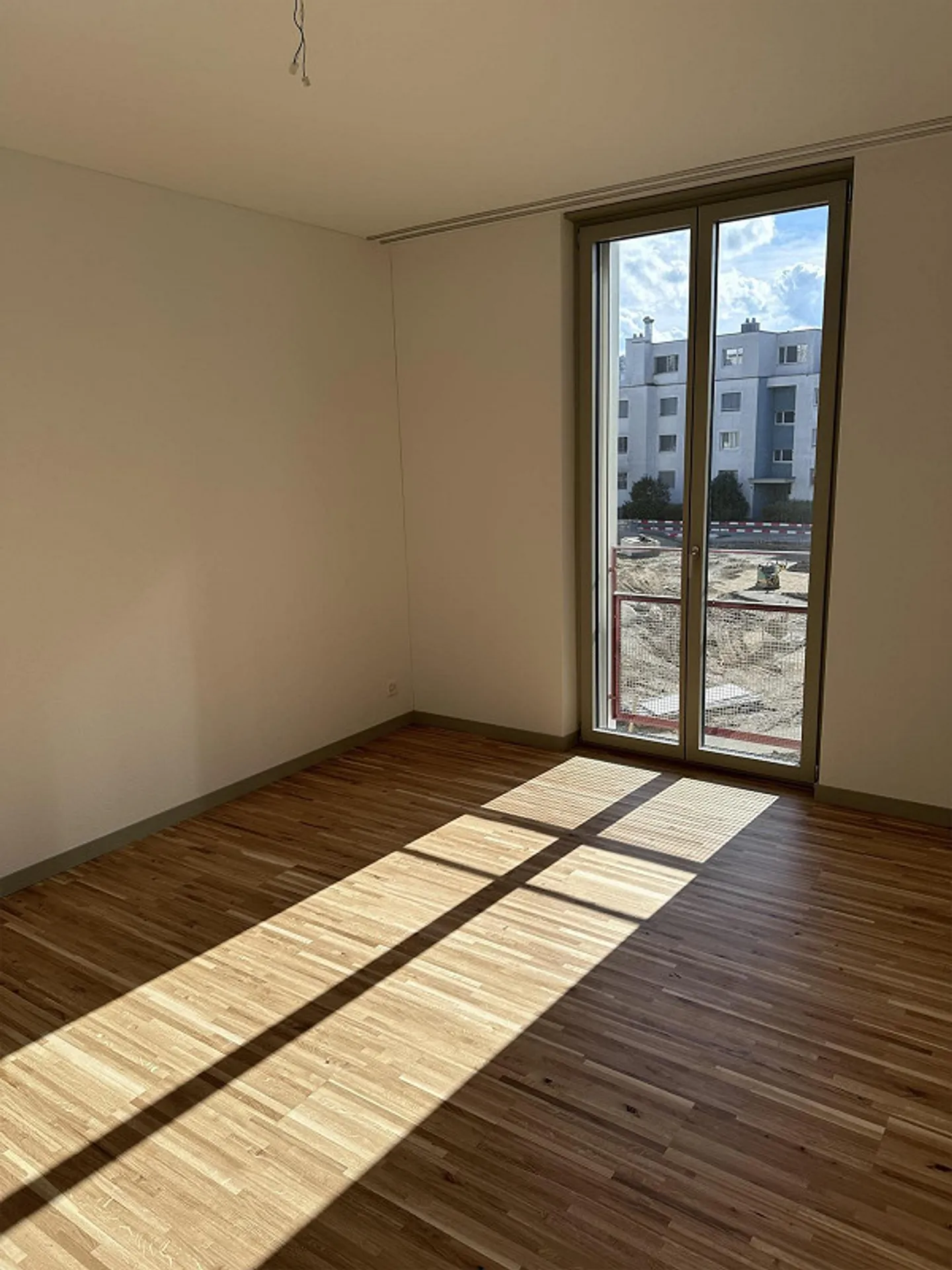 Moderne 3.5-Zimmer-Wohnung in Dübendorf - Foto 6 von 9