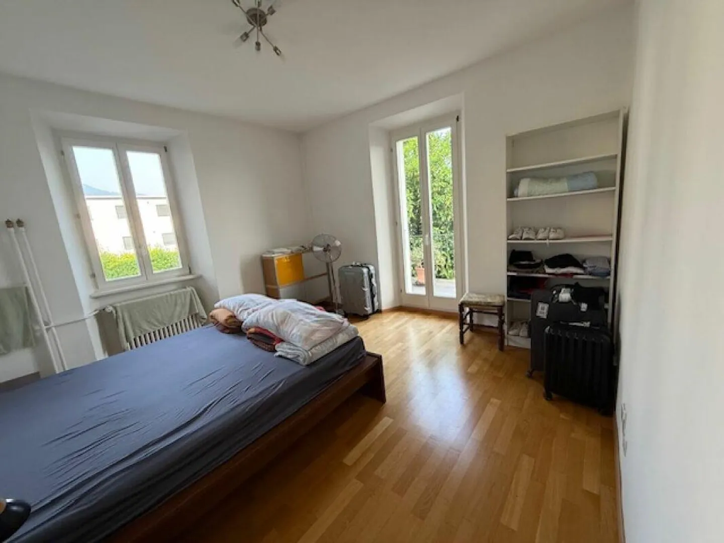 Appartement spacieux de 4,5 pièces avec vue sur le lac et les montagnes - Photo 5 sur 11