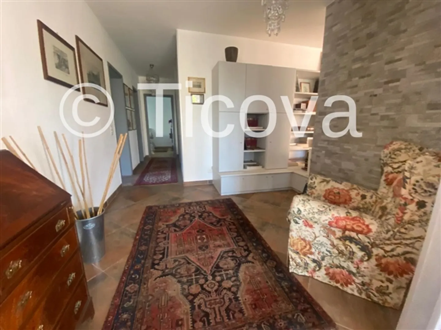 Attico con terrazza di 63 mq - Molto soleggiato, con vista panoramica sul lago - Foto 4 di 10