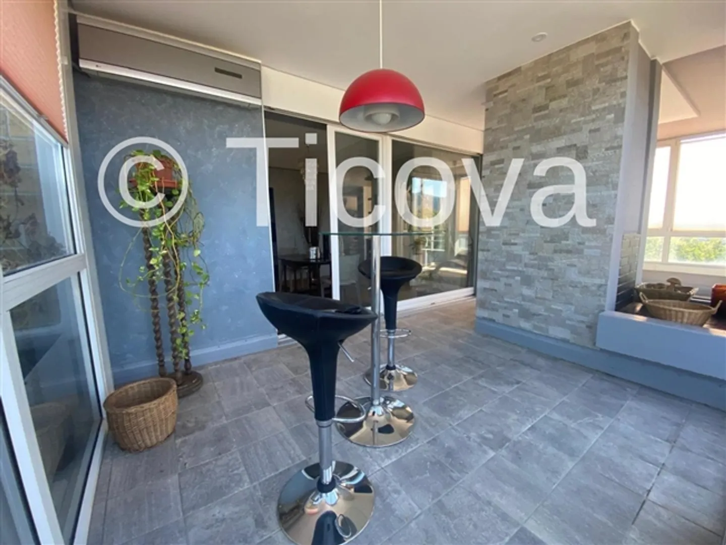 Attico con terrazza di 63 mq - Molto soleggiato, con vista panoramica sul lago - Foto 9 di 10