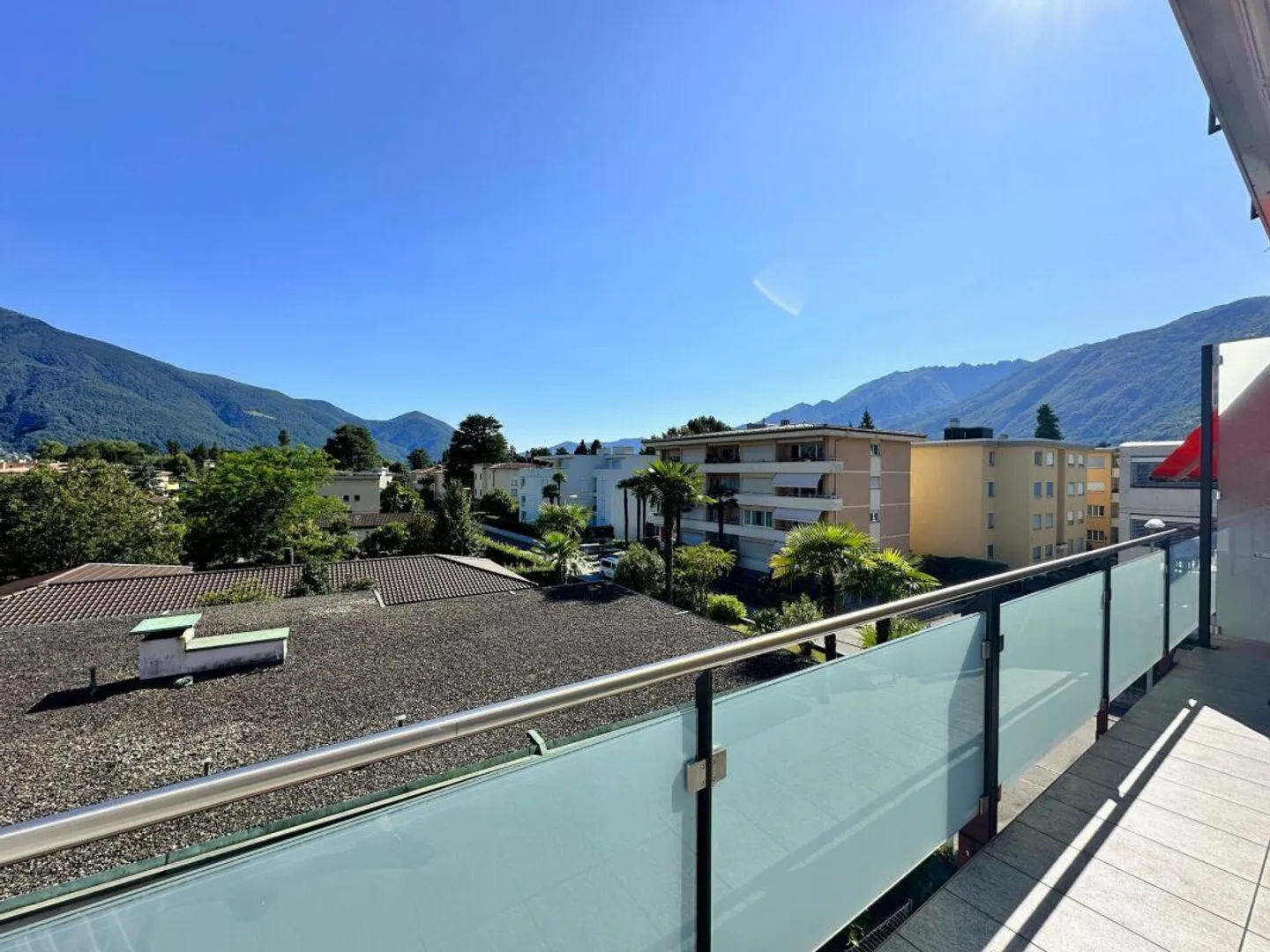 Ampio appartamento di 3,5 locali con vista panoramica - Ascona - Foto 10 di 10