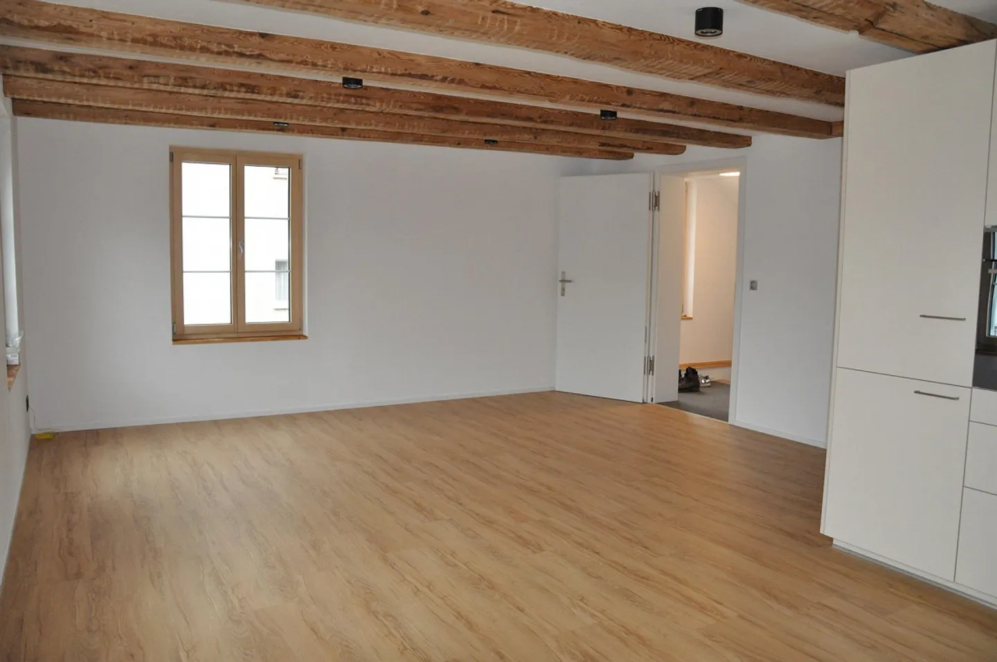 Renovierte Wohnung in Glarus - Foto 2 von 6