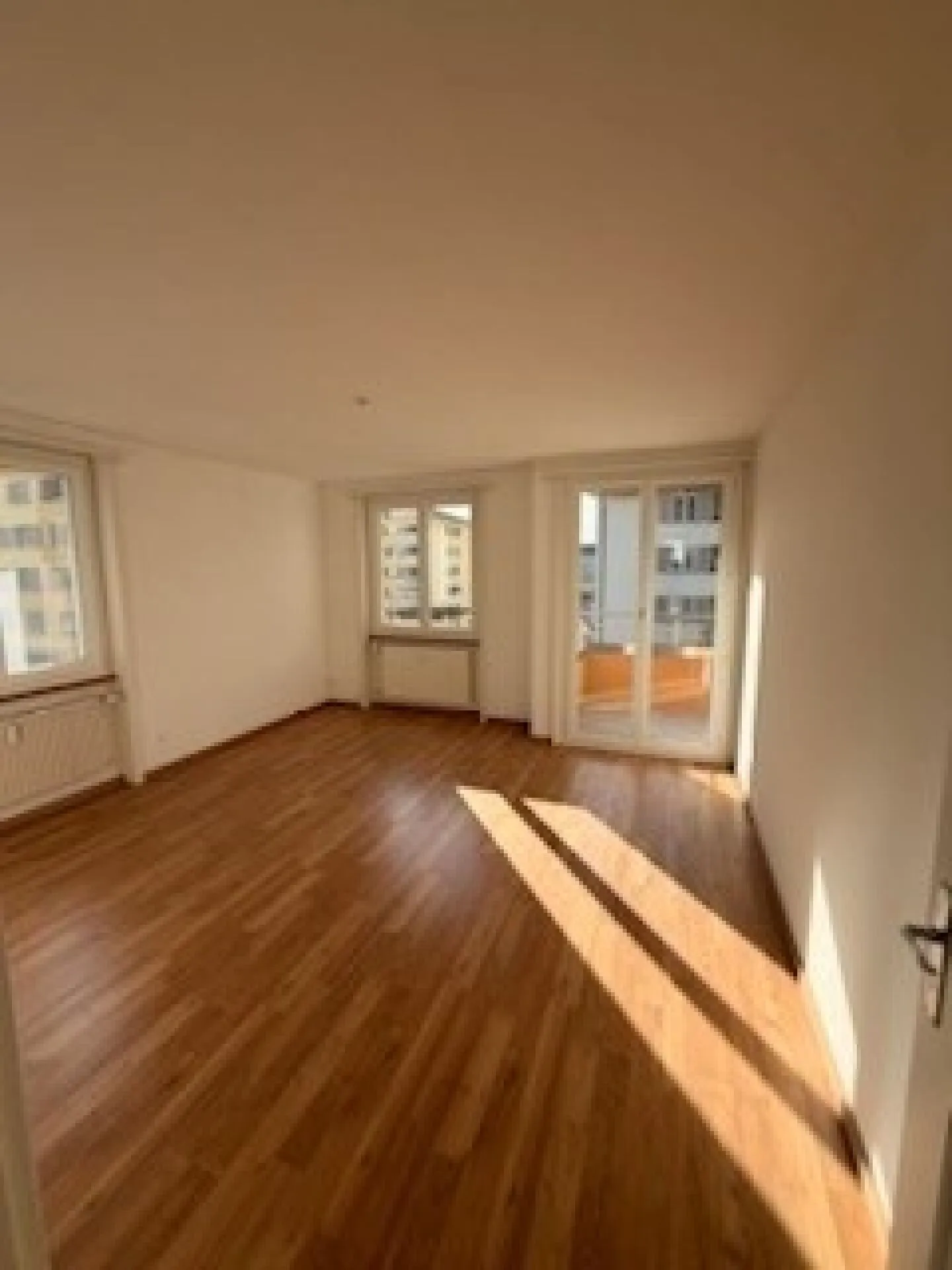 Appartamento 3½ locali parzialmente ristrutturato - Foto 3 di 8