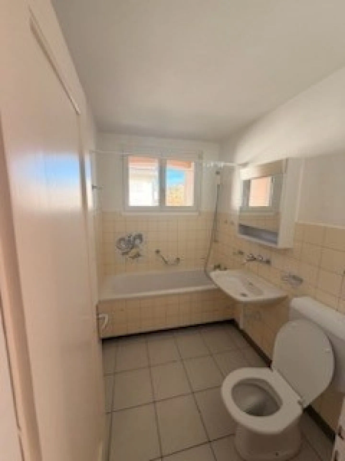 Appartamento 3½ locali parzialmente ristrutturato - Foto 6 di 8