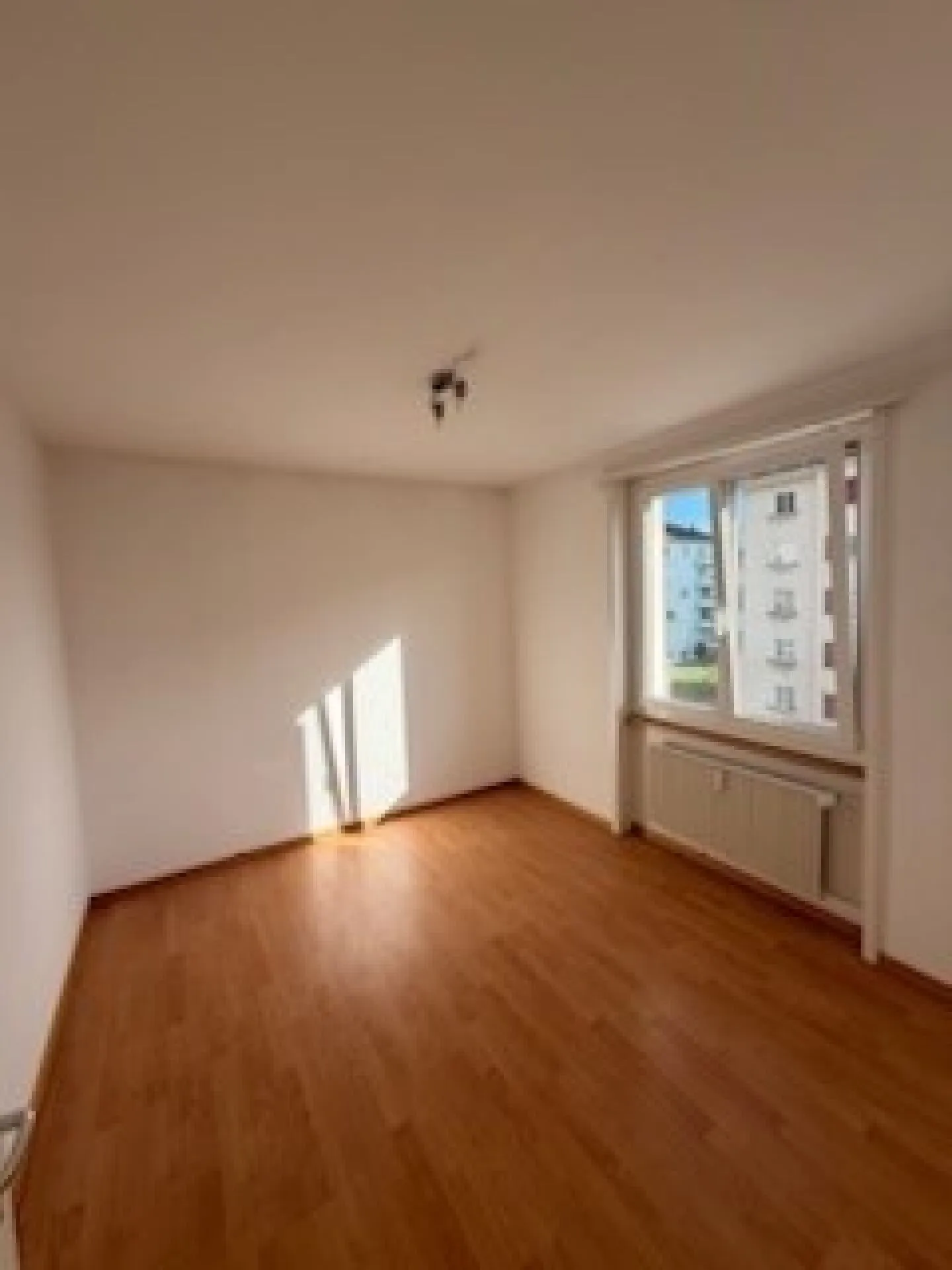 Appartamento 3½ locali parzialmente ristrutturato - Foto 7 di 8