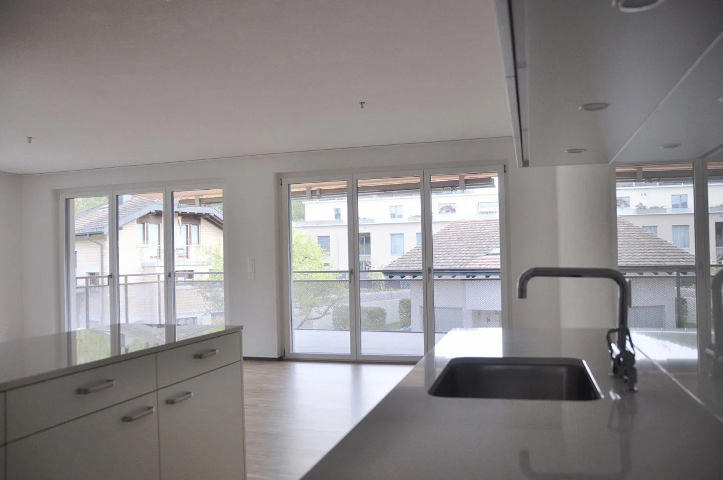 Bell'appartamento di 3,5 stanze con balcone - Foto 6 di 11