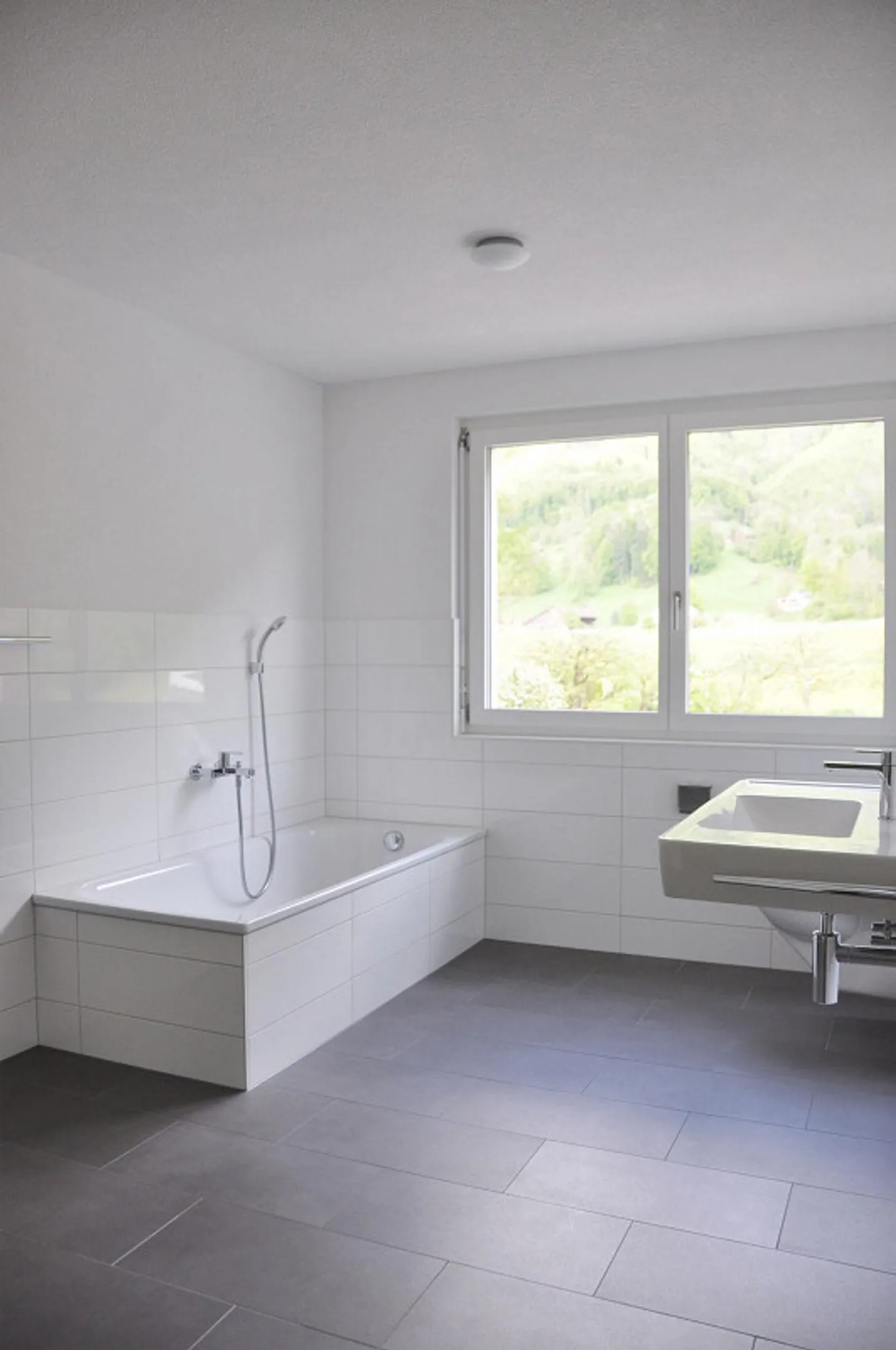 Bell'appartamento di 3,5 stanze con balcone - Foto 7 di 11