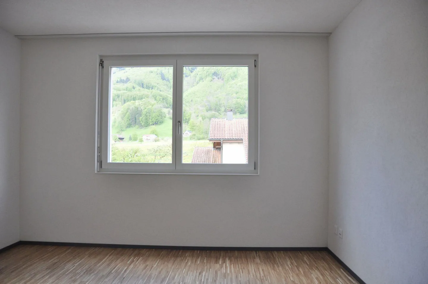 Bell'appartamento di 3,5 stanze con balcone - Foto 9 di 11