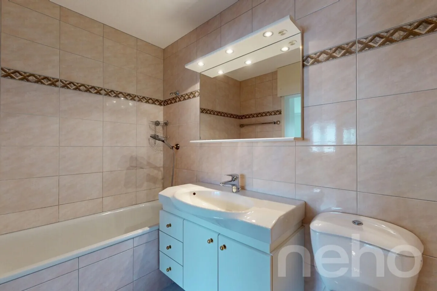 Appartamento in vendita - Foto 11 di 12