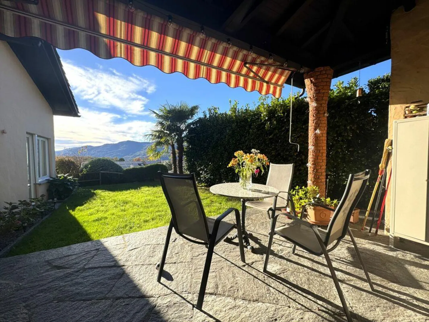 Belle maison unifamiliale avec piscine - Photo 1 sur 8