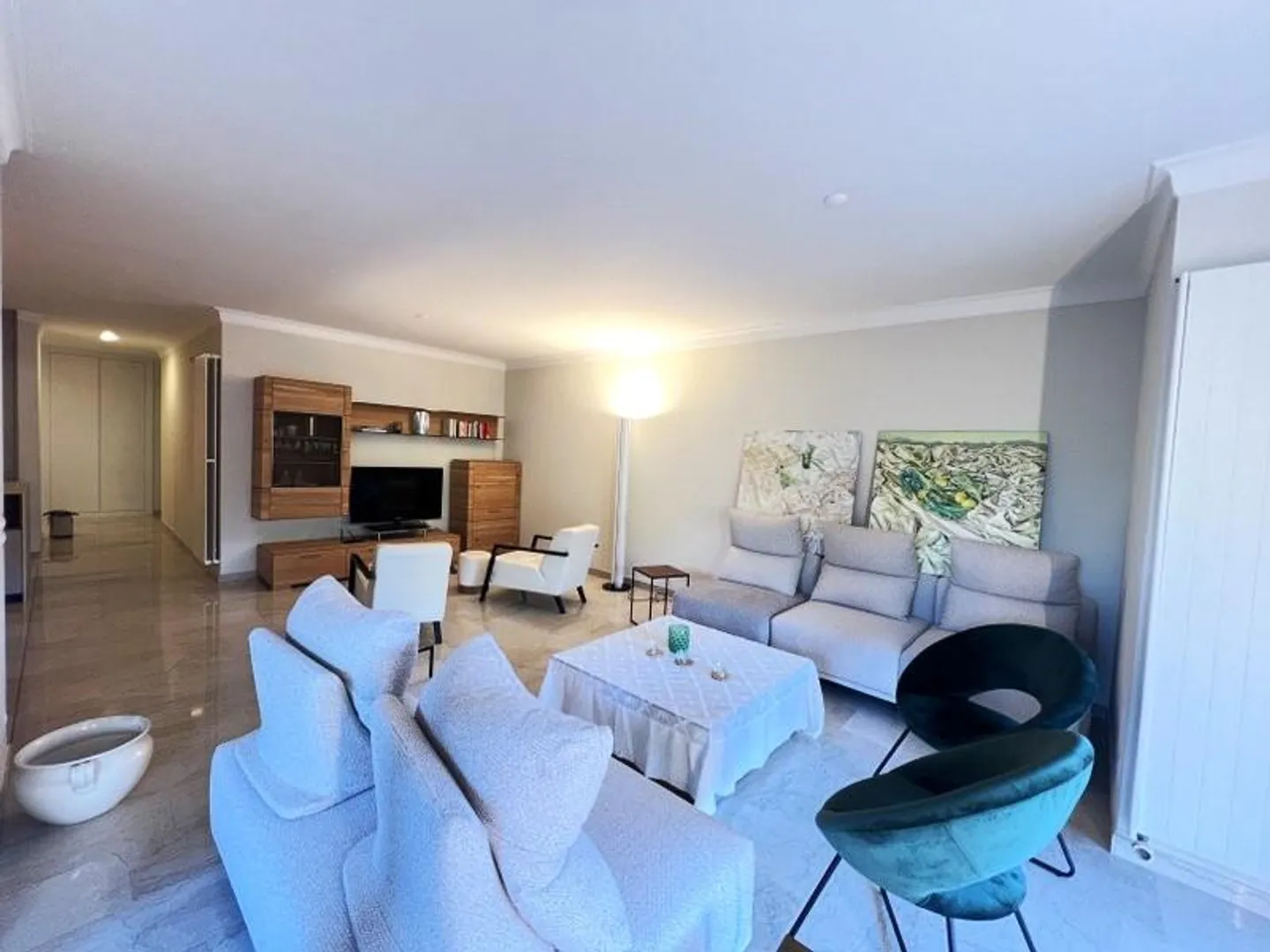 Prestigious penthouse apartment with 3.5 rooms directly on the lake shore - Photo 6 of 13