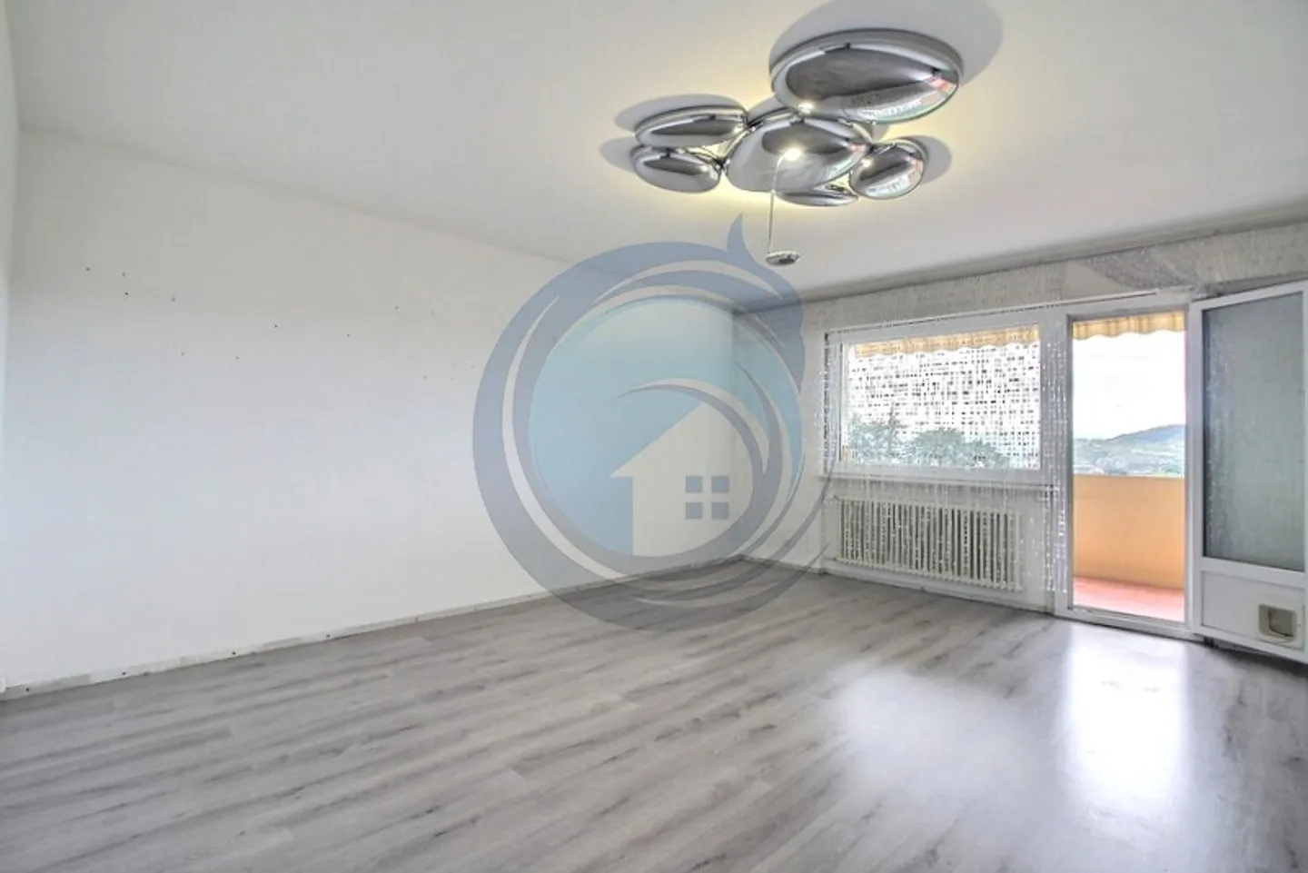 BEL APPARTAMENTO DI 3.5 LOCALI A CHERNEX-SUR-MONTREUX - Foto 4 di 9