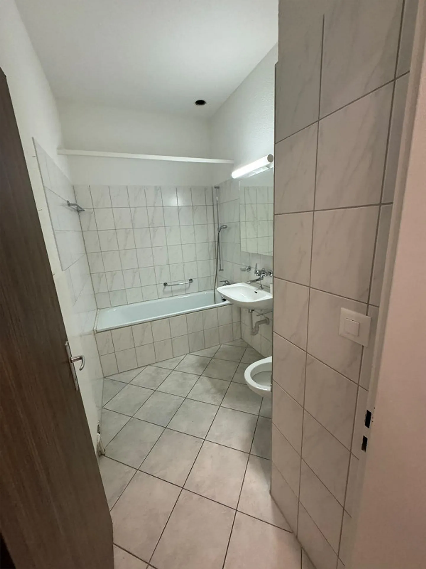 appartamento ristrutturato con 2 camere - Foto 1 di 6