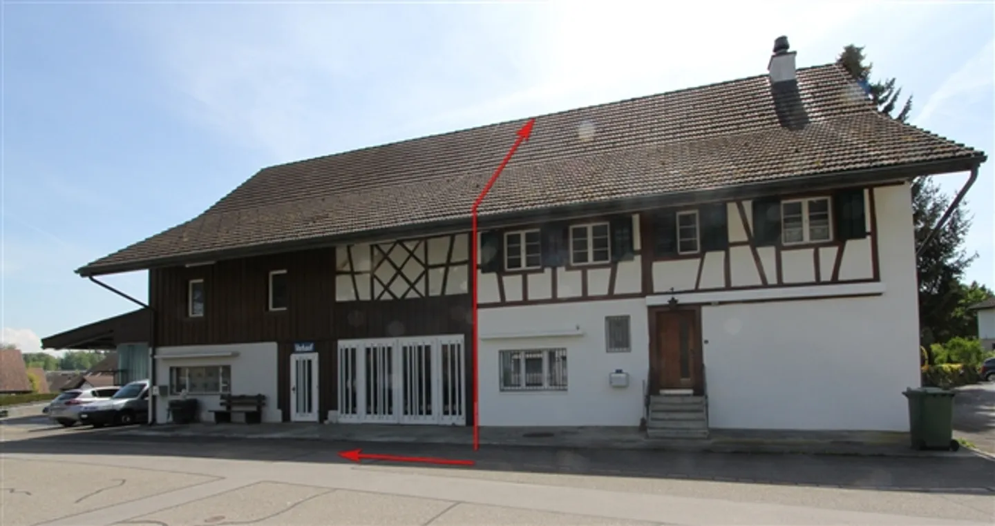 Parte della casa e laboratorio oltre a grande appezzamento di terreno - totale 1'742 m2 - Foto 1 di 7