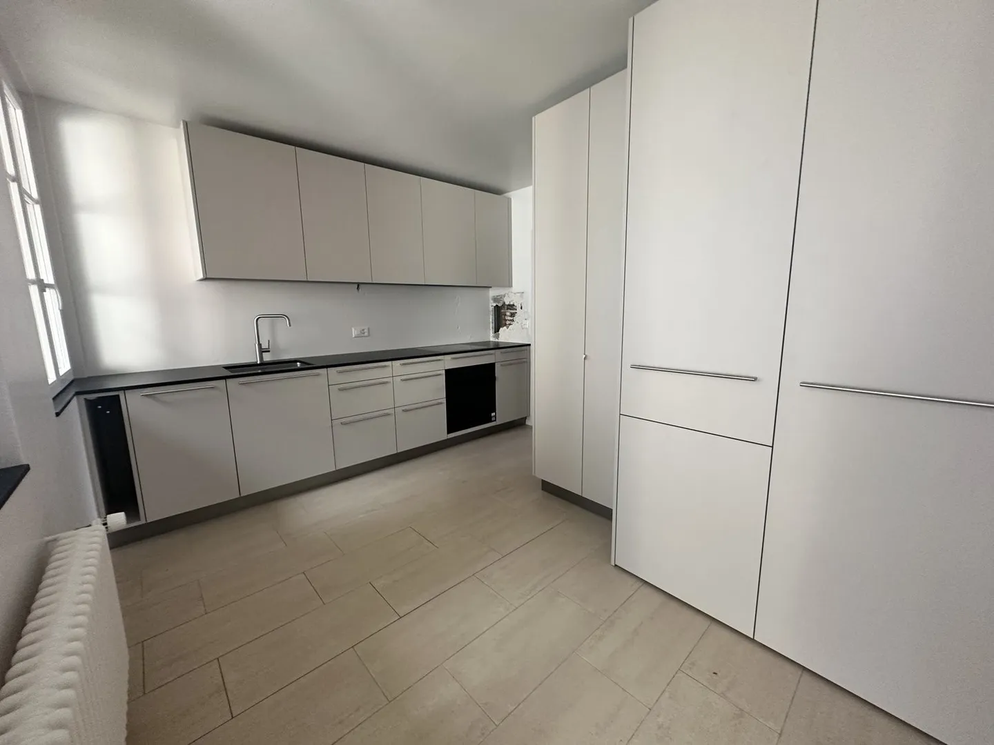 Magnificent 2.5-room apartment on the 3rd floor - Photo 2 of 6