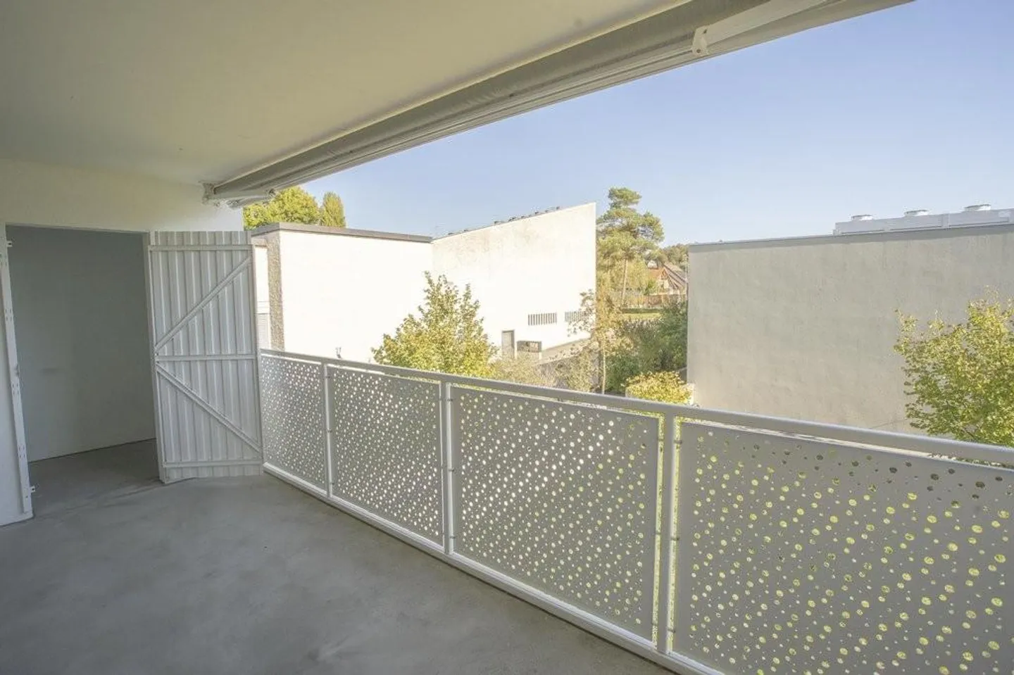 Living with charm between culture and shopping - Photo 7 of 8