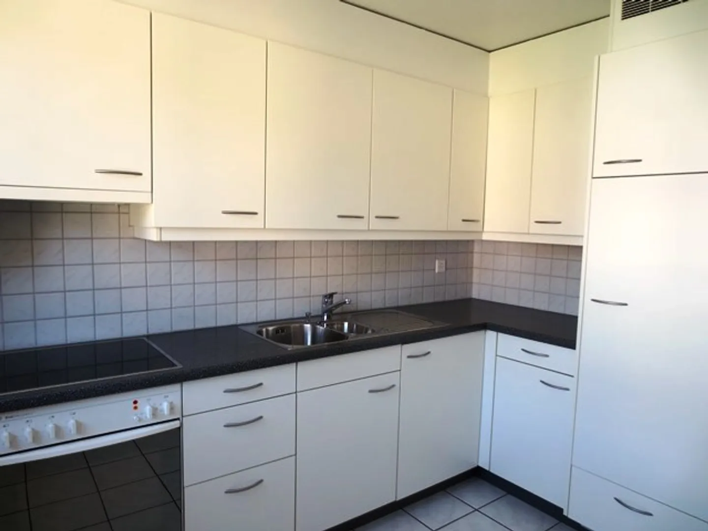 Charmante Wohnung mit Balkon - Foto 3 von 5