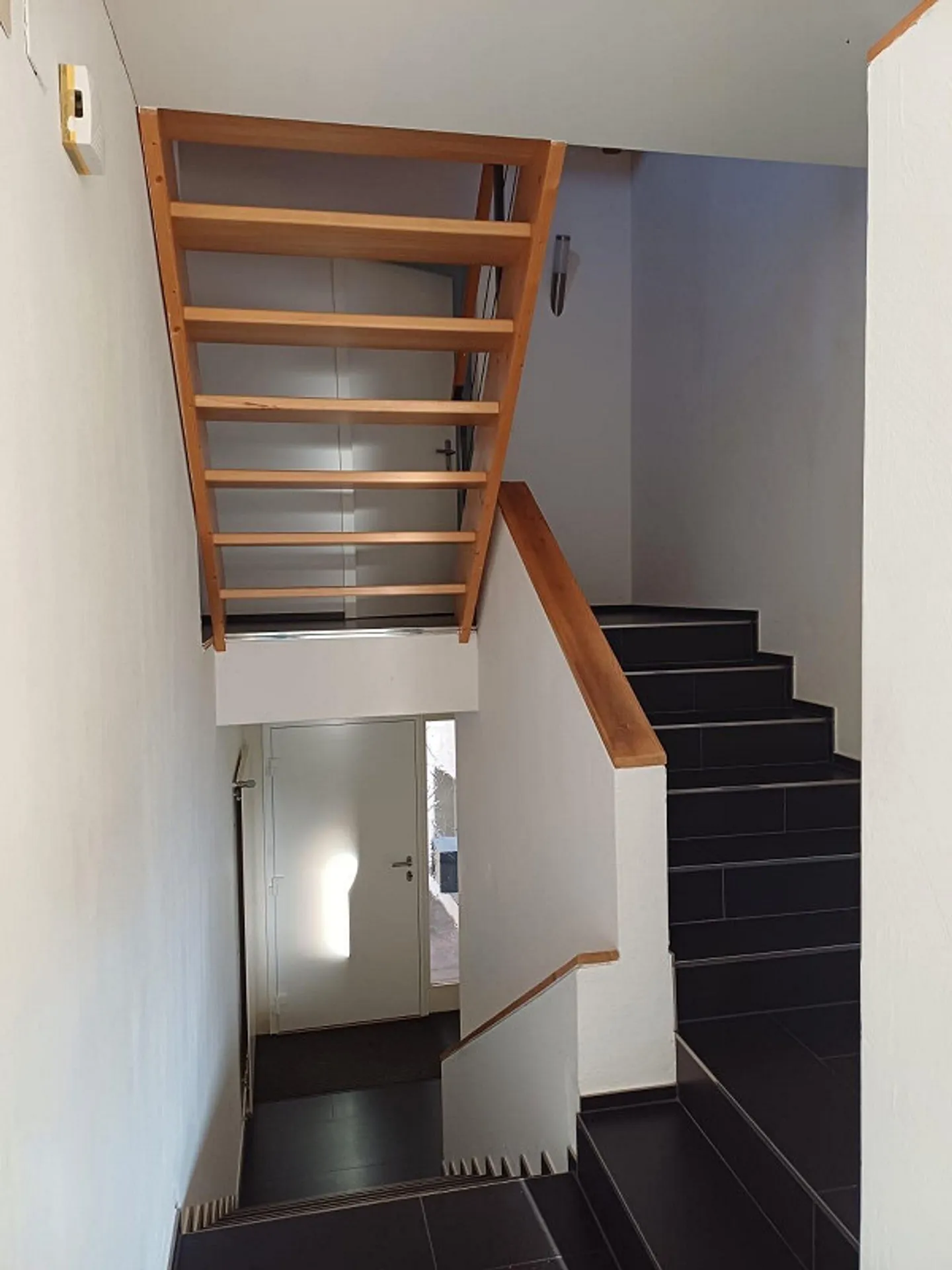 5.5 Room Single Family House - Photo 3 of 7