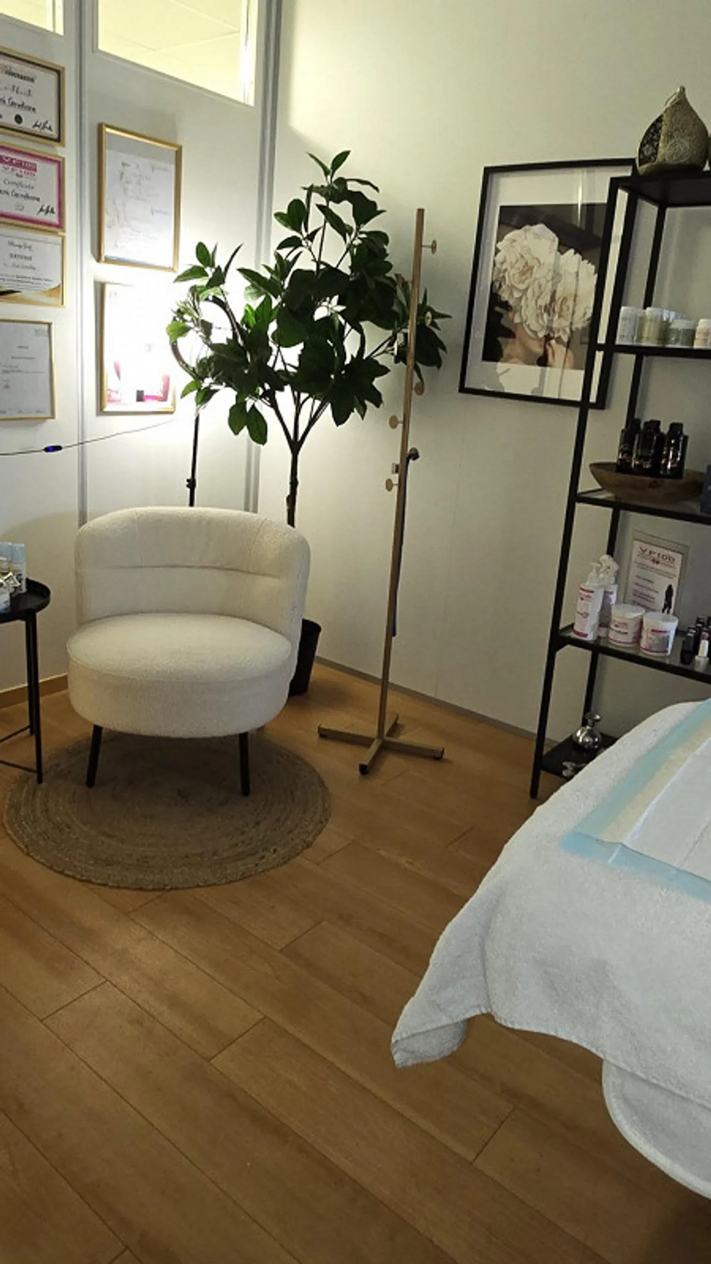 Heller Büroraum in Wettingen - Foto 2 von 3