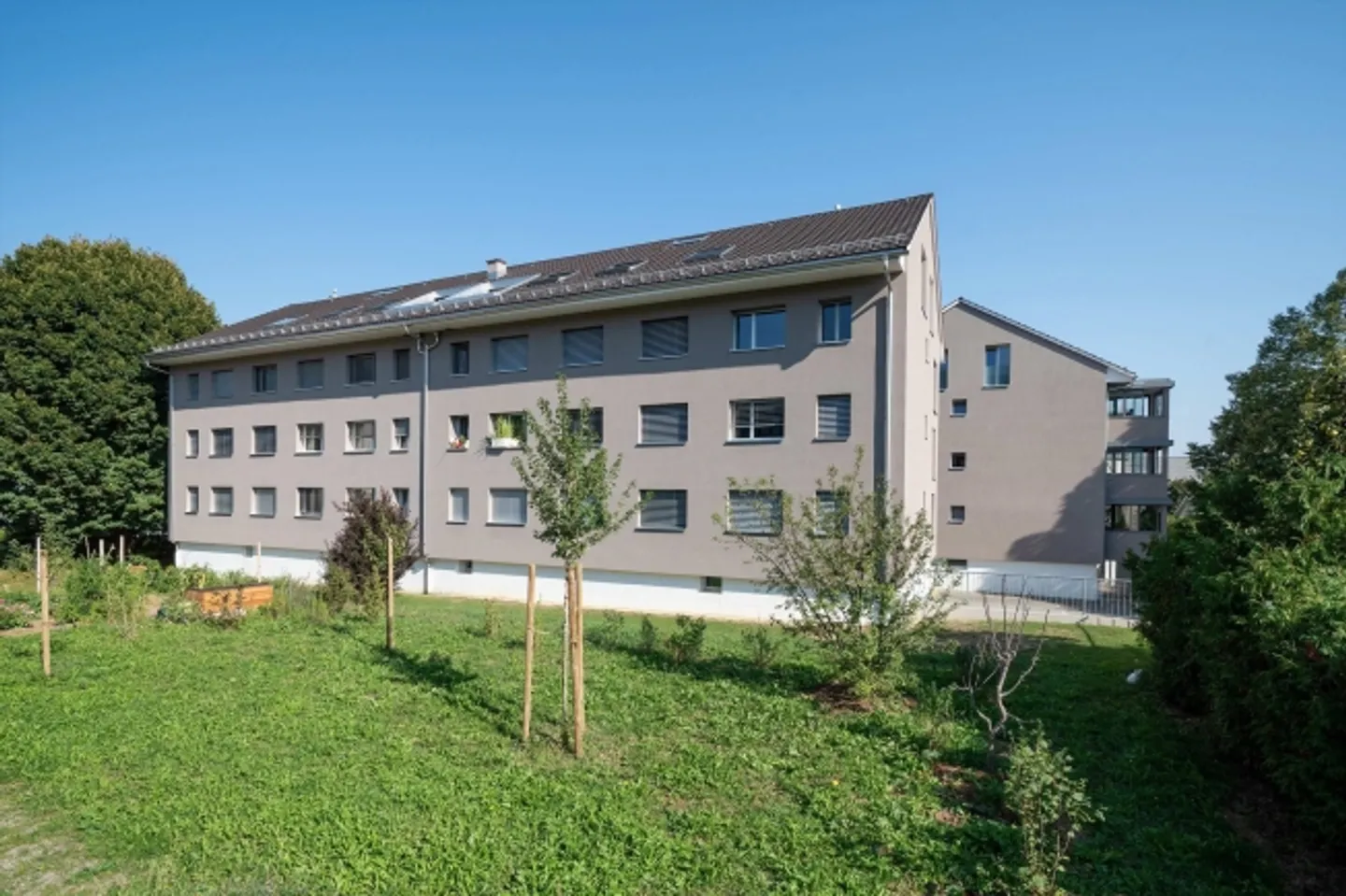 Appartement penthouse attrayant dans le vert ! - Photo 2 sur 9