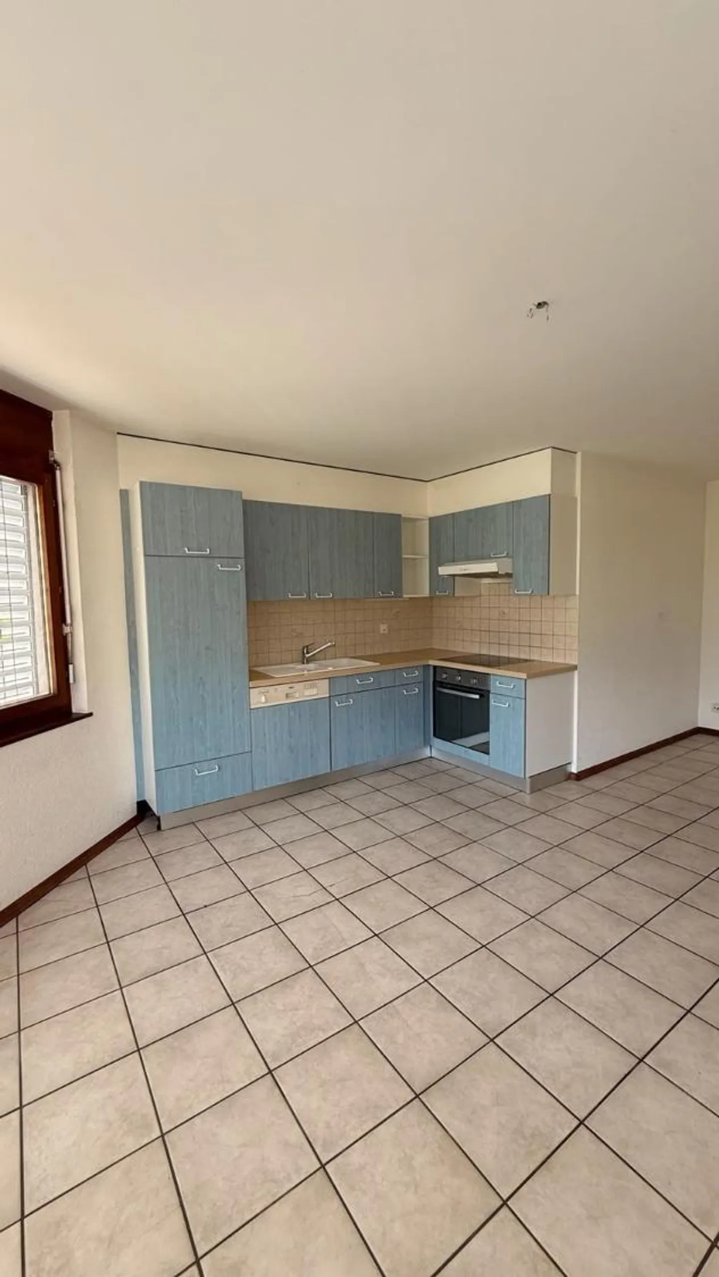 Charming 2.5 rooms on the 2nd floor in Fully - Photo 2 of 7