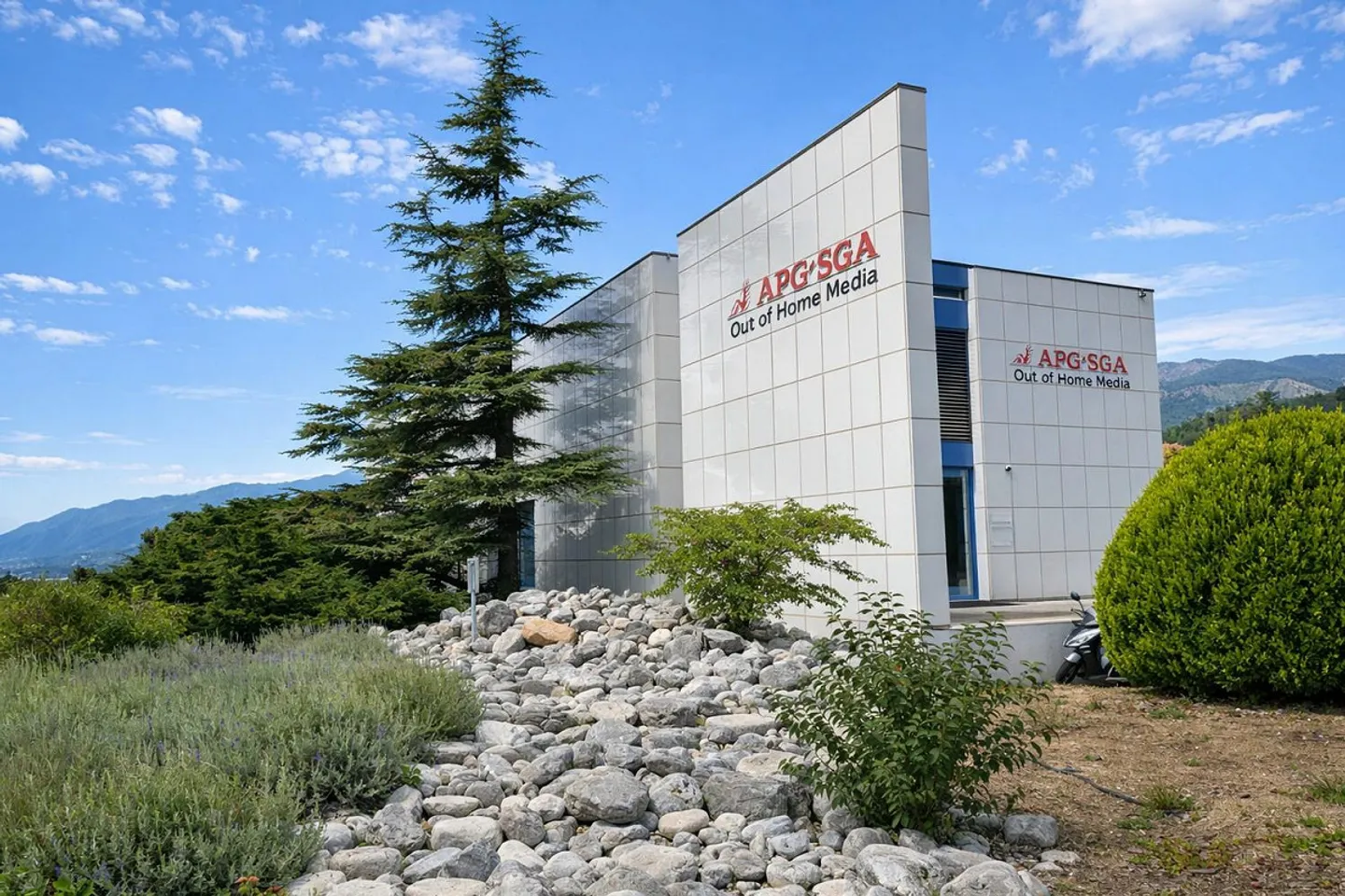 Funktionale Büroräumlichkeiten in Sion - Foto 1 von 4