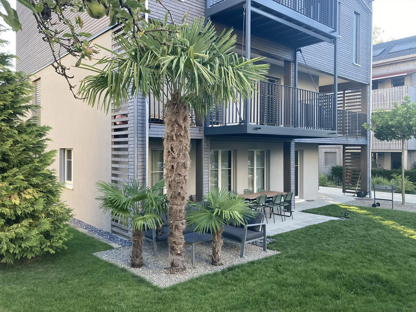 Vie urbaine comme dans une maison individuelle : Appartement duplex exclusif de 5,5 pièces - Photo 6 sur 8