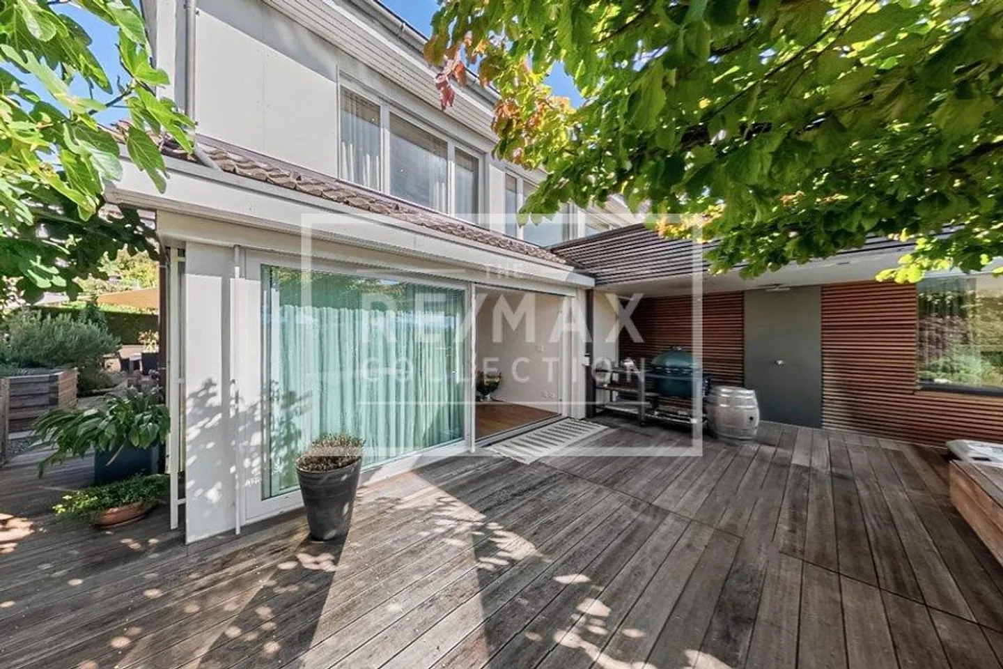 Exclusive Living with Wellness Oasis and Säntis Panorama - Photo 2 of 13