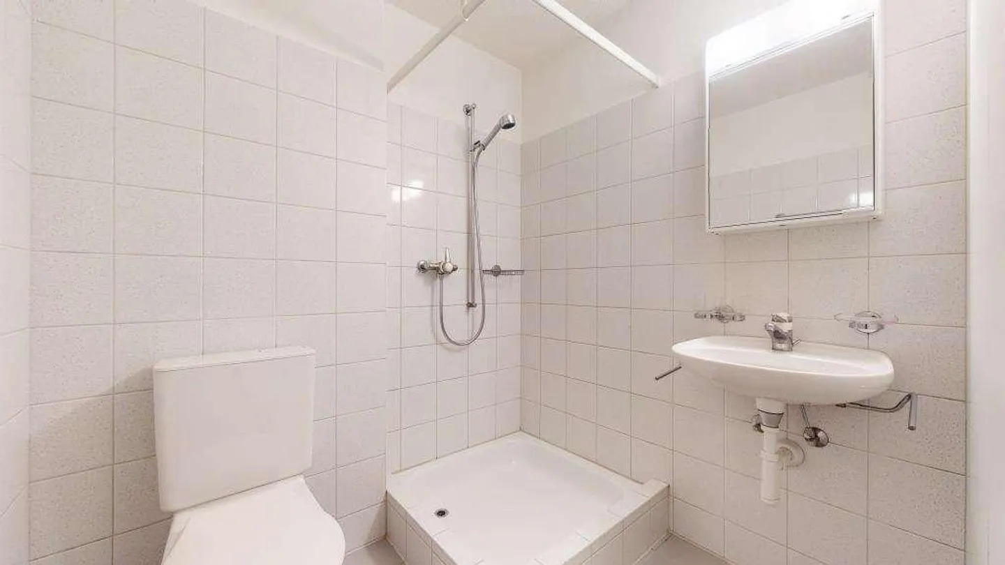 Appartamento adatto alle famiglie in un quartiere tranquillo! - Foto 5 di 12