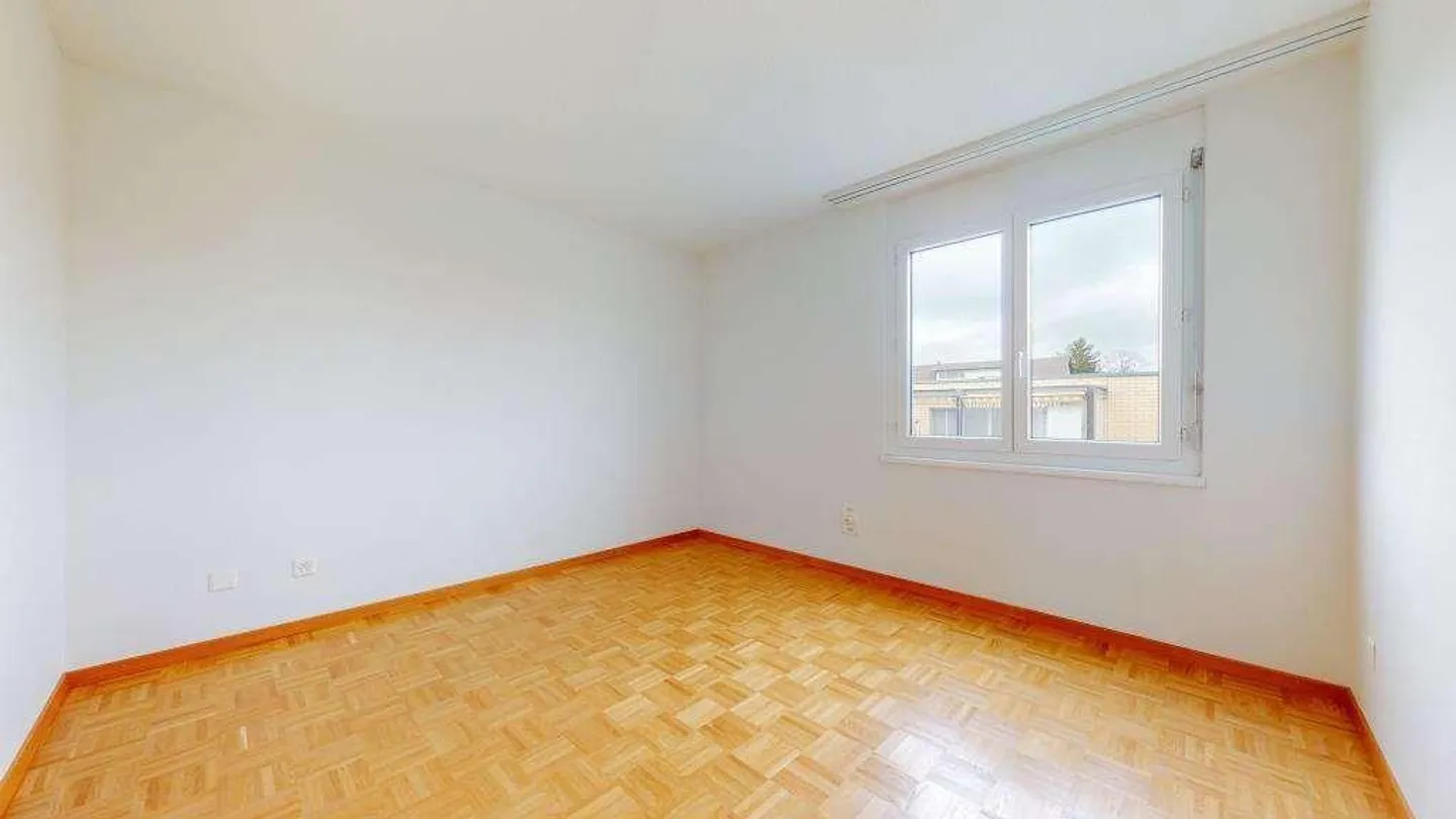 Appartamento adatto alle famiglie in un quartiere tranquillo! - Foto 8 di 12