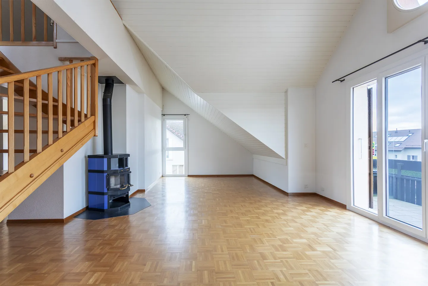 Appartement 4,5 pièces plus surcombles aménagés  - Photo 1 sur 11