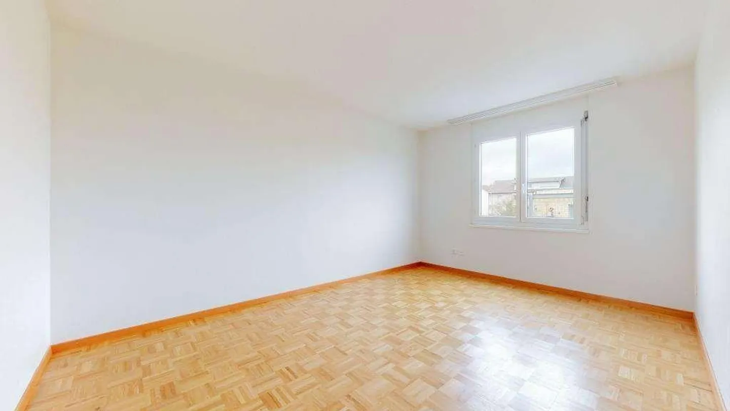 Appartamento adatto alle famiglie in un quartiere tranquillo! - Foto 10 di 12