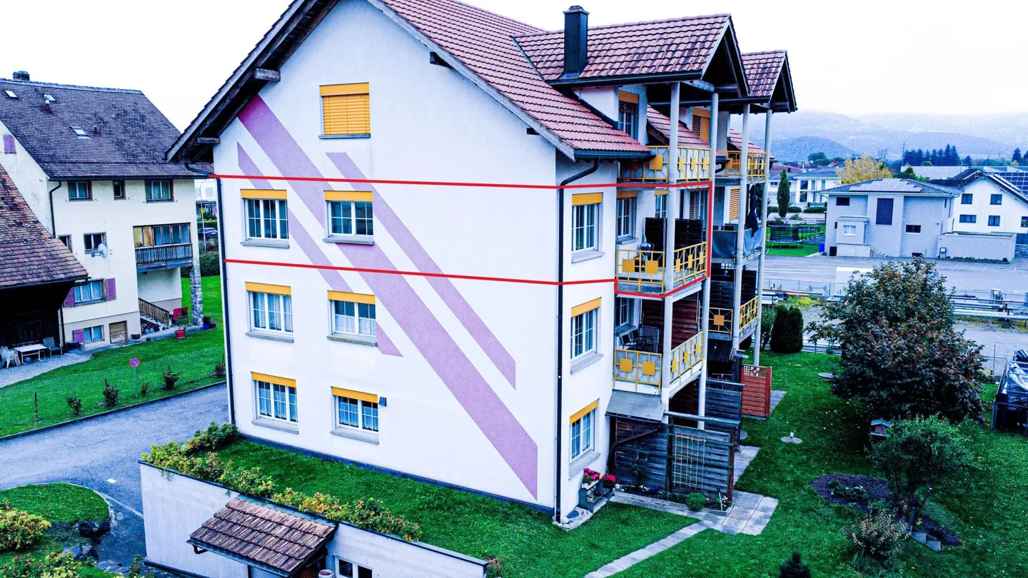 HELLE 4.5-ZIMMER-WOHNUNG MIT WUNDERBARER AUSSICHT - Foto 8 von 9