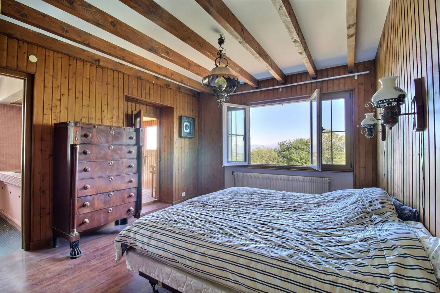 Spaziosa casa indipendente in zona tranquilla con vista - Foto 11 di 18