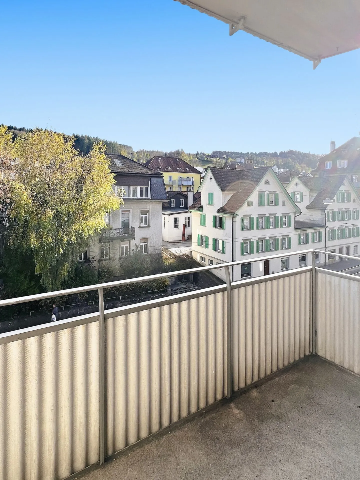 Appartamento affascinante di 2,5 stanze con balcone a San Gallo - Foto 7 di 9