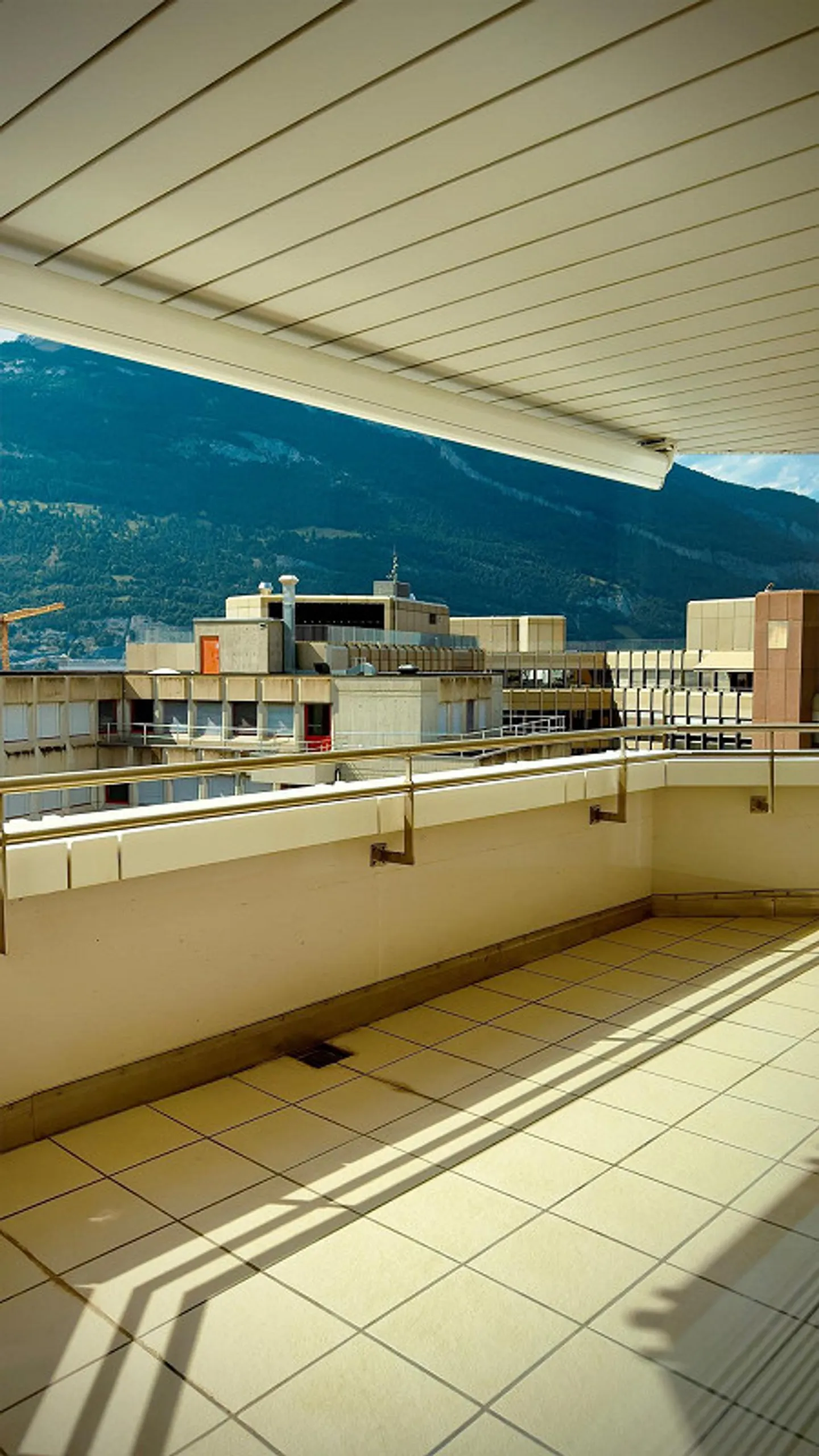 Appartement Central et Spacieux - Photo 3 sur 9