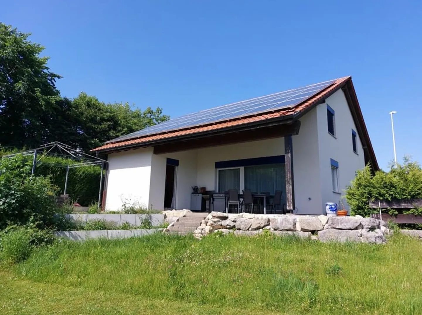 Spacious individual villa with superb views of the countryside - Photo 2 of 13