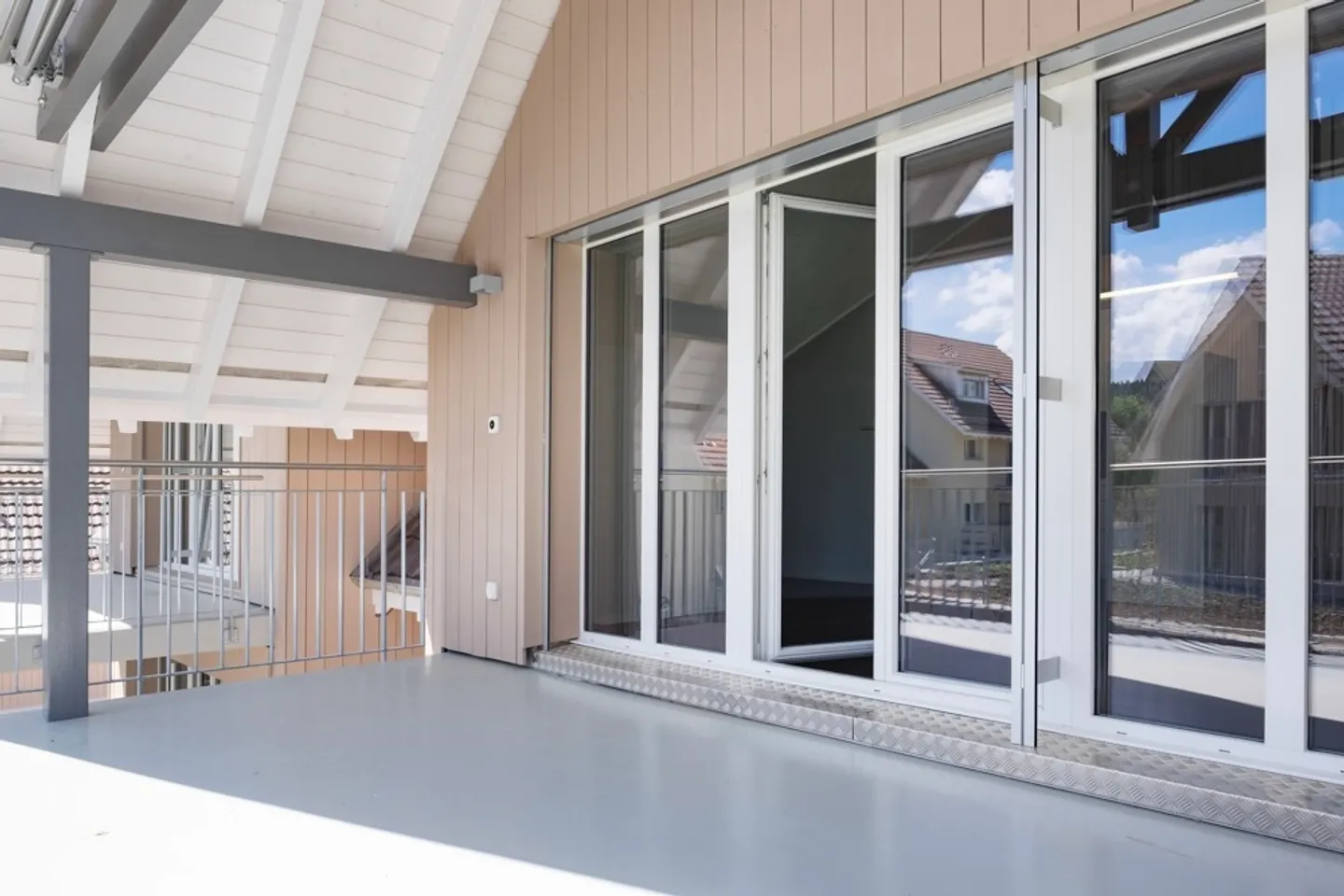 Maisonette attico di 4,5 stanze di prima classe - Foto 8 di 10