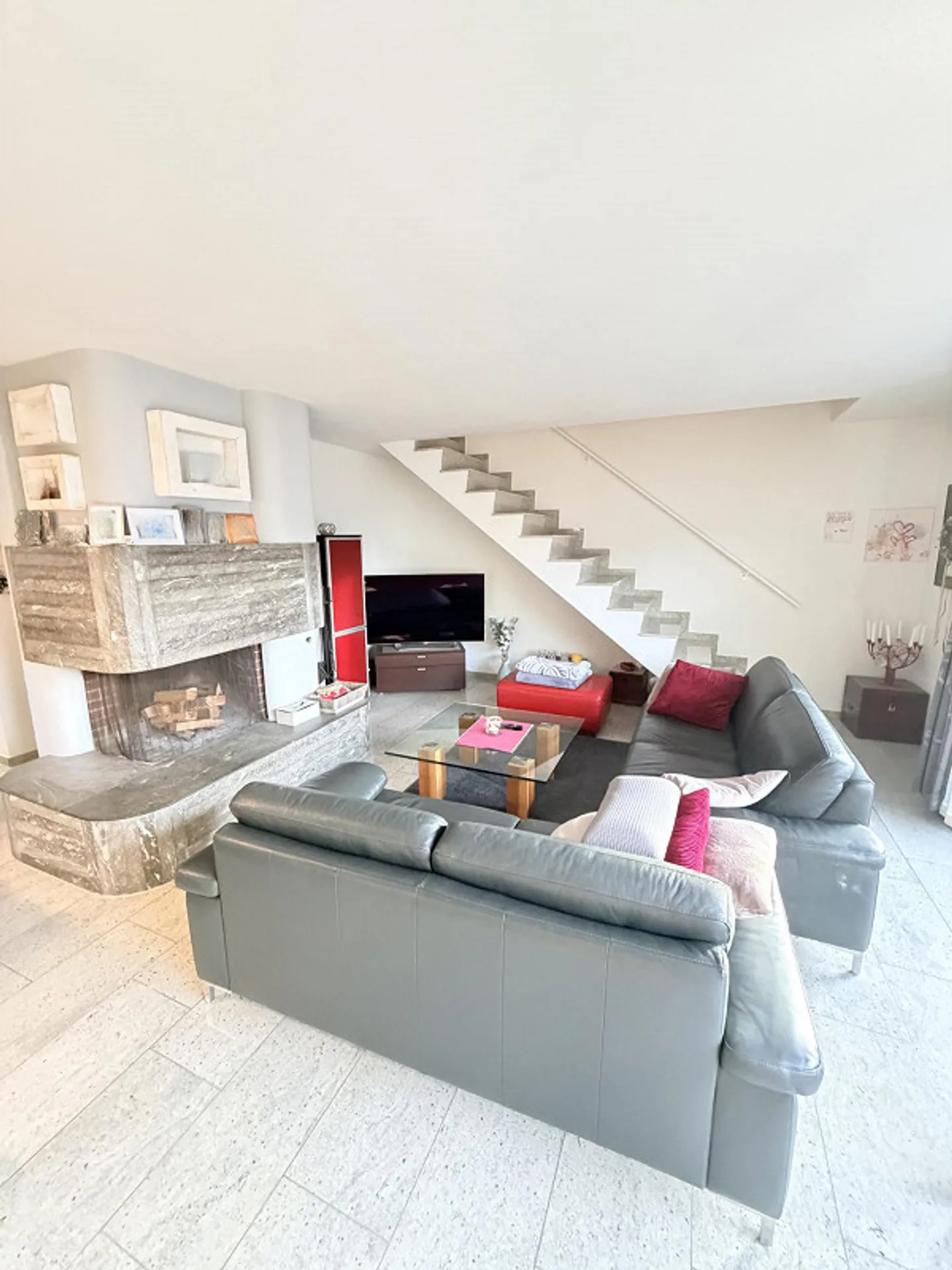 Modern 5.5-room apartment in Glattfelden with style - Photo 7 of 20