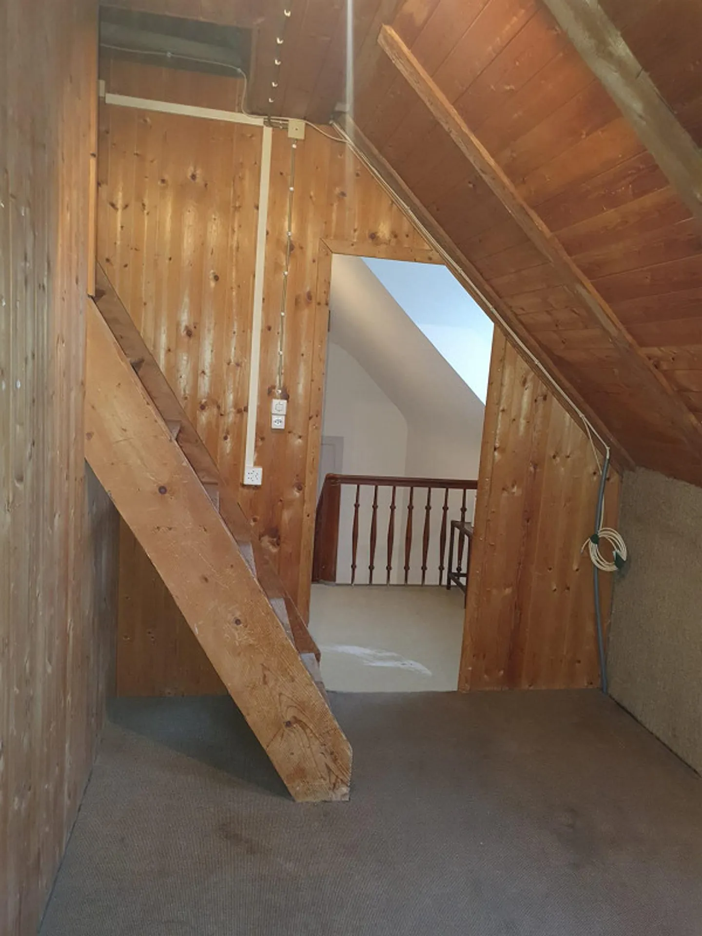 Salle de loisirs dans un emplacement central - Photo 2 sur 4