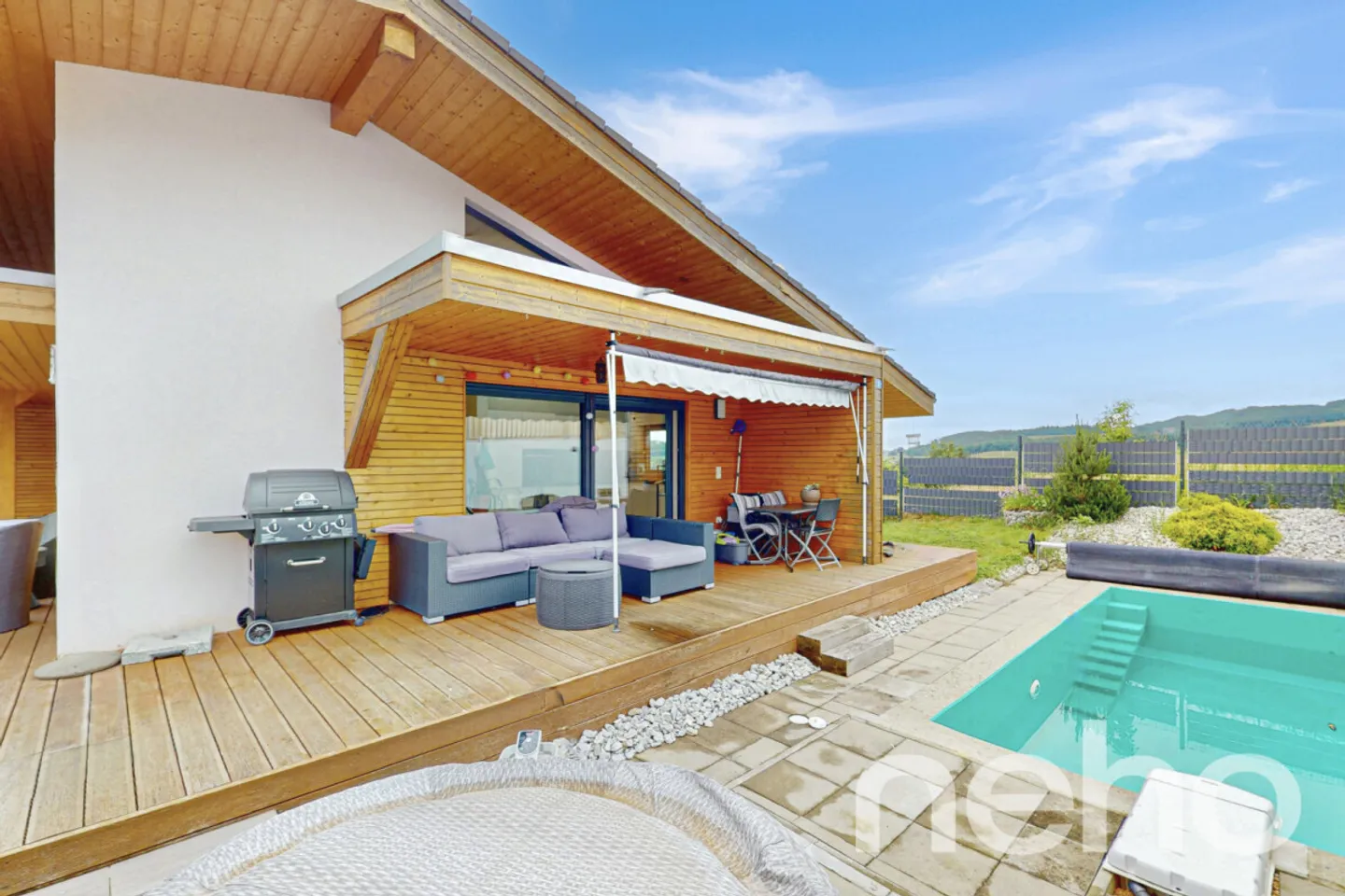 At the gates of Marly! Single-storey villa with garden and swimming pool - Photo 1 of 13