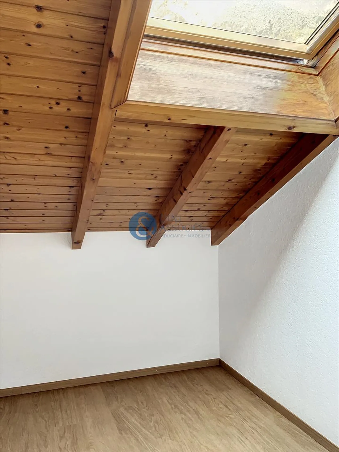 Appartamento 2.5 stanze - Foto 3 di 6