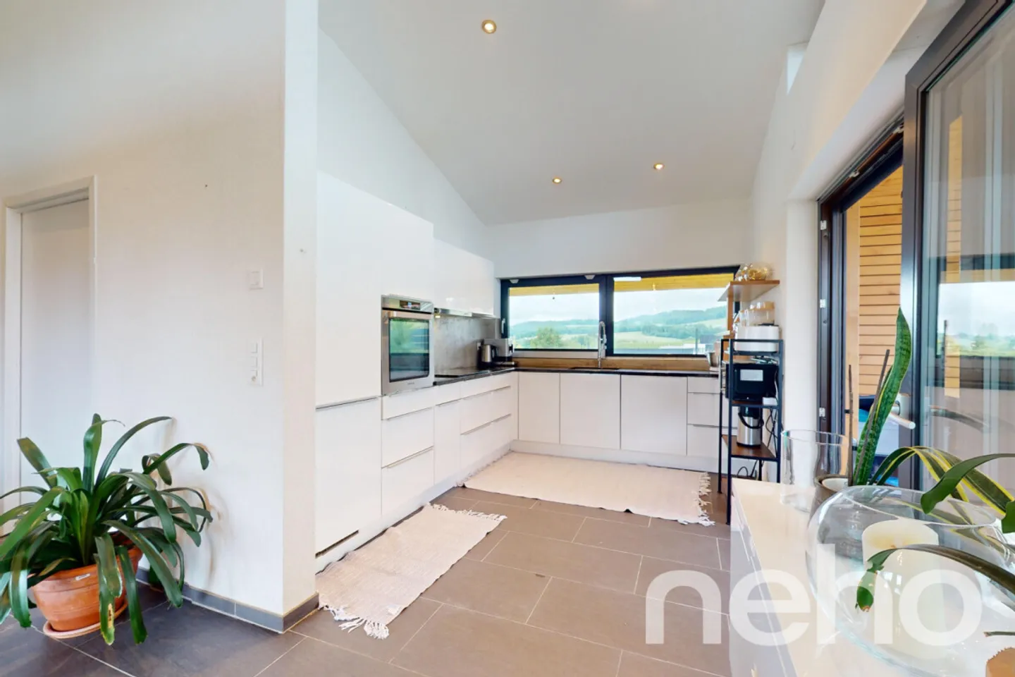 At the gates of Marly! Single-storey villa with garden and swimming pool - Photo 5 of 13
