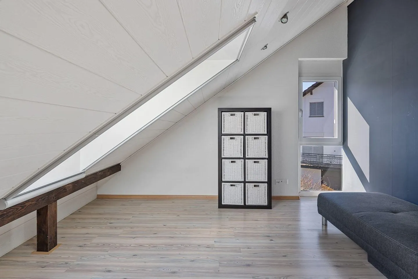 Modernes Doppeleinfamilienhaus in Hüttikon - Foto 9 von 13