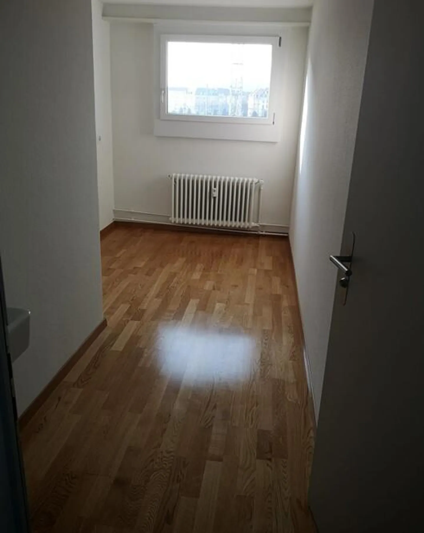 Attic Room near Basel SBB Train Station - Photo 4 of 6