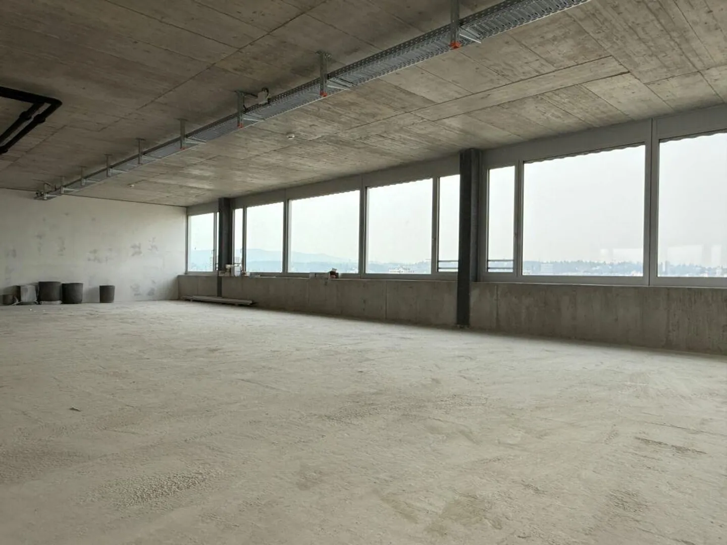 Office with approx. 380 m2 in new building - Photo 4 of 11
