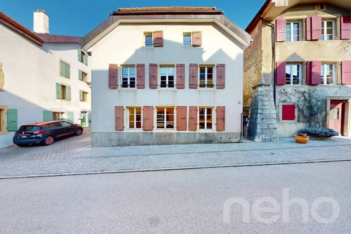 Casa di villaggio da ristrutturare con due appartamenti a Cormondrèche - Foto 2 di 13