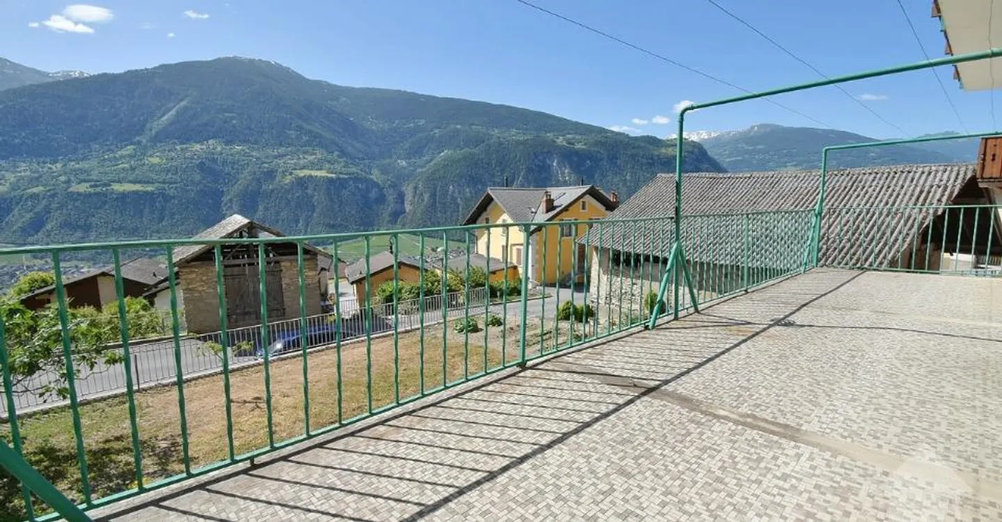 Appartement Charmant avec Grange - Photo 1 sur 10