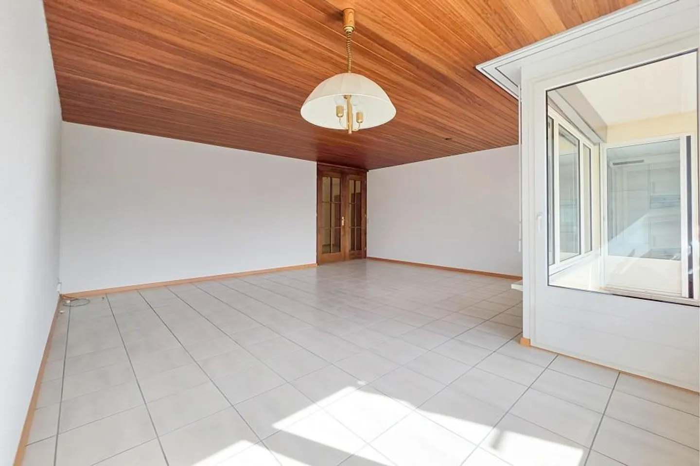 Geräumige Wohnung mit Balkon - Foto 7 von 13